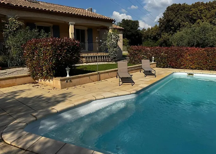 Villa, 4 People With Private Pool Villa Collorgues